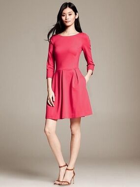 Banana Republic Fit Flare Half Sleeve Pleated Ponte Minimalist Classic Dress 0